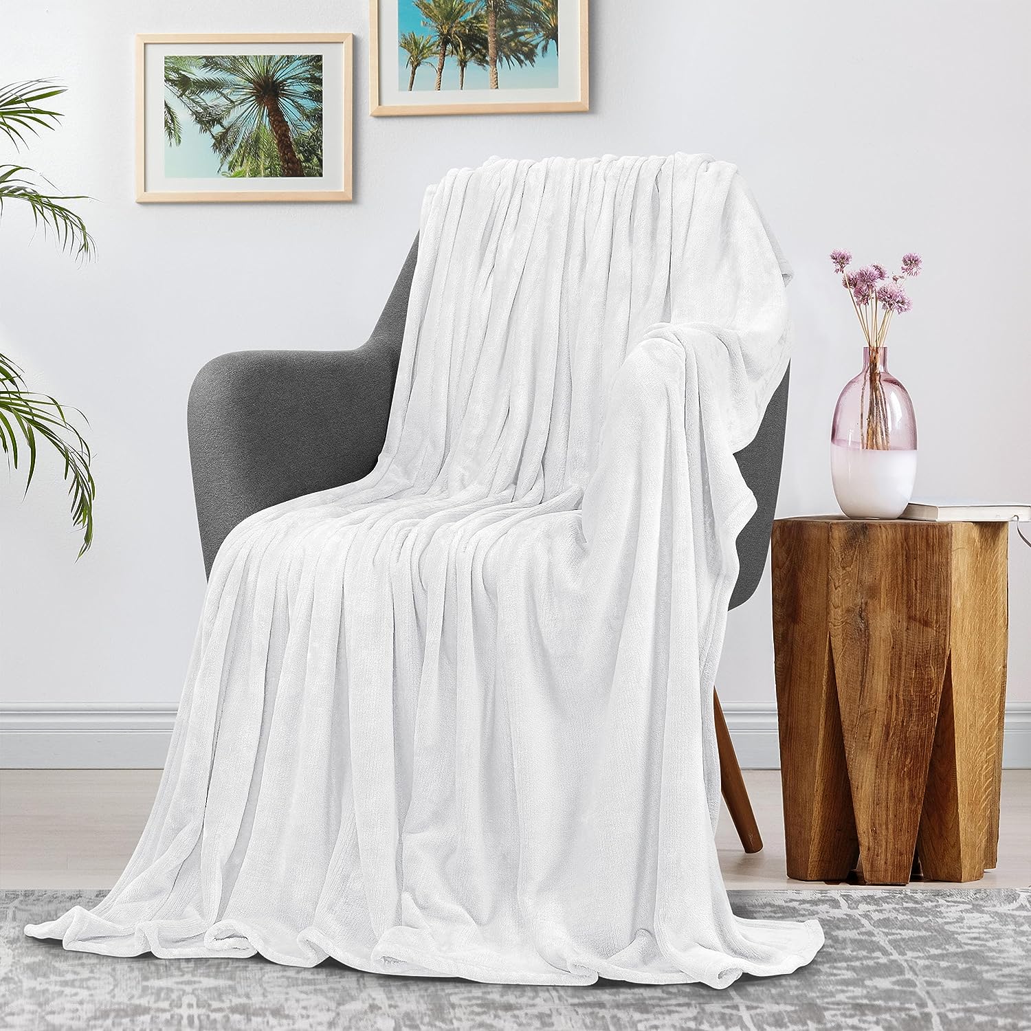 Utopia Bedding Cool Grey Fleece Blanket Queen Size Lightweight Fuzzy Soft  Anti-S