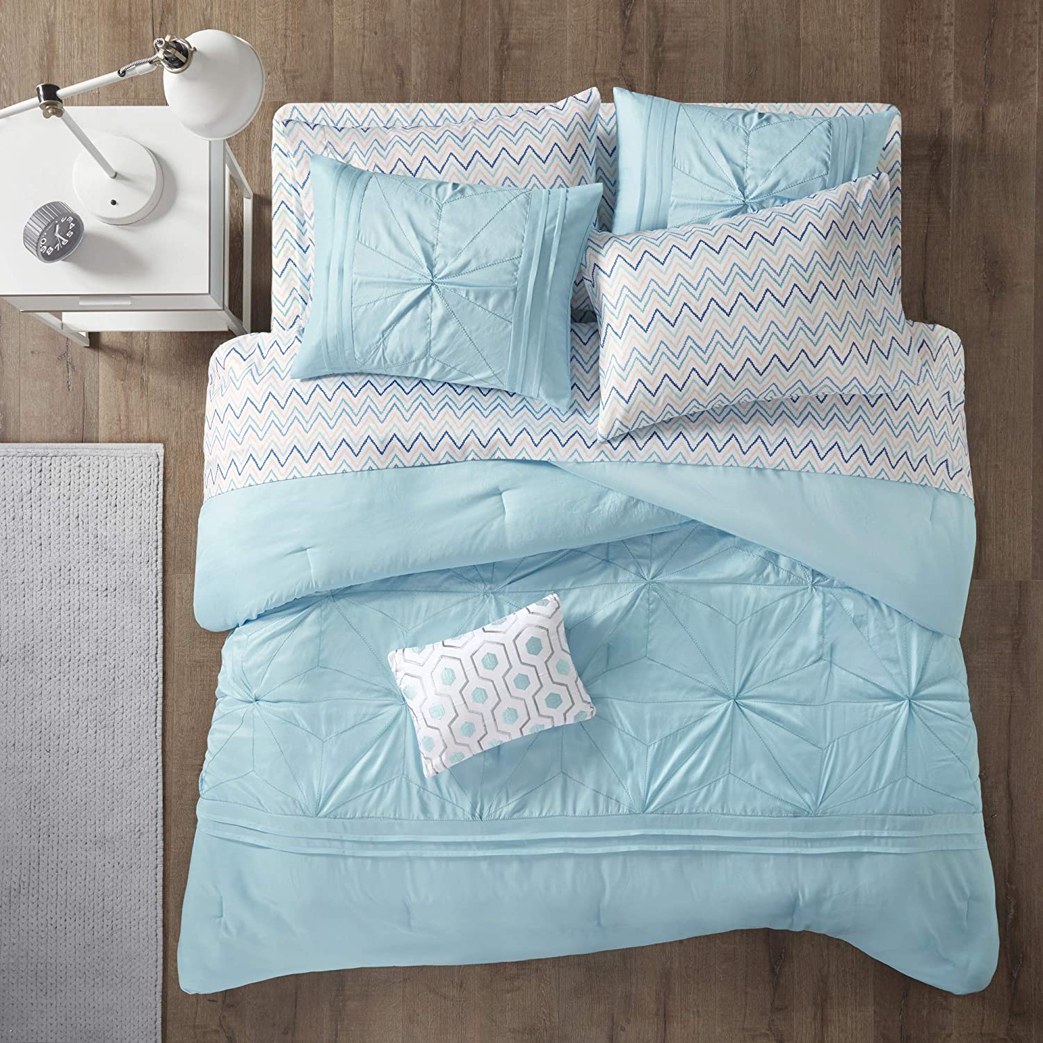 Intelligent Design Toren Comforter Set Queen Size Bed In A Bag Pink Twi Aqua 