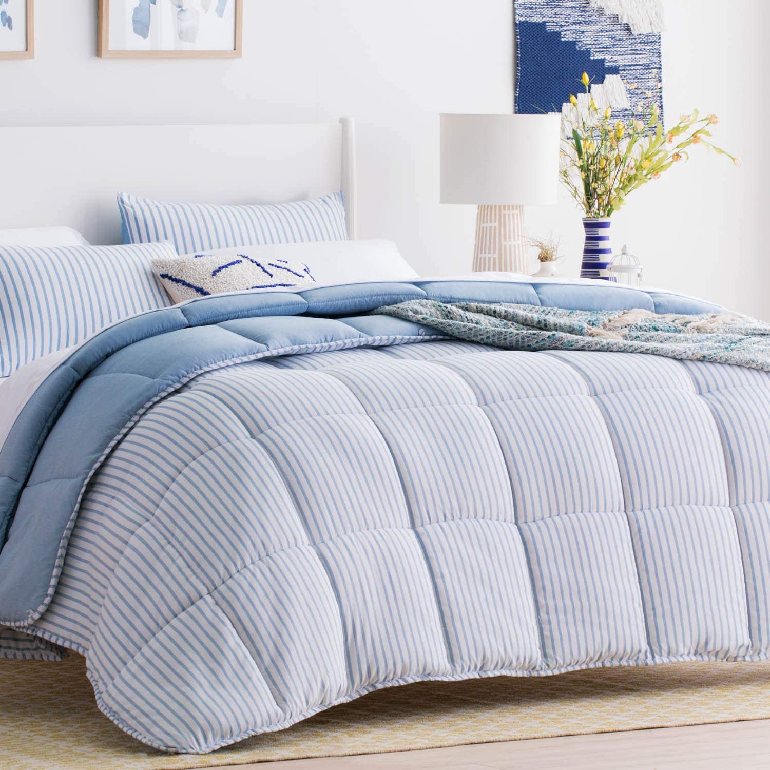 LinenSpa All-Season White Down Alternative Quilted Comforter, Twin