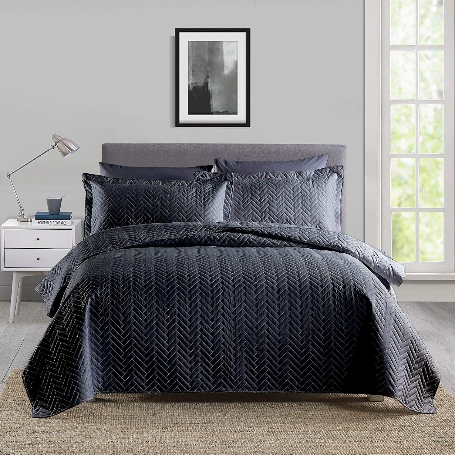 3pc Queen Size Velvet Quilt Bedspread Coverlet Reversible Lightweight. 