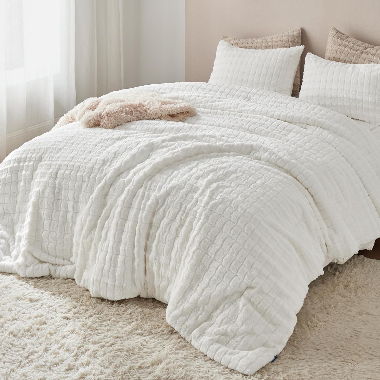 BEDSURE Fluffy Comforter Set King- Ultra Soft Faux Fur Comforter, Grey  Comforter Set King Size, Winter Warm Fuzzy Bedding Set, Luxury Plush Bed  Set 3