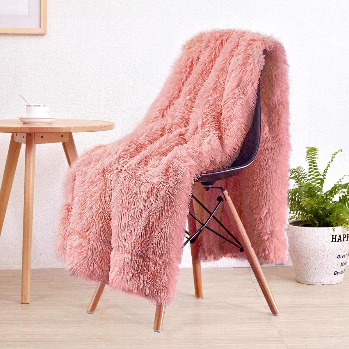 Details about   LOCHAS Super Soft Shaggy Faux Fur Blanket Plush Fuzzy Bed Throw Decorative Wash 