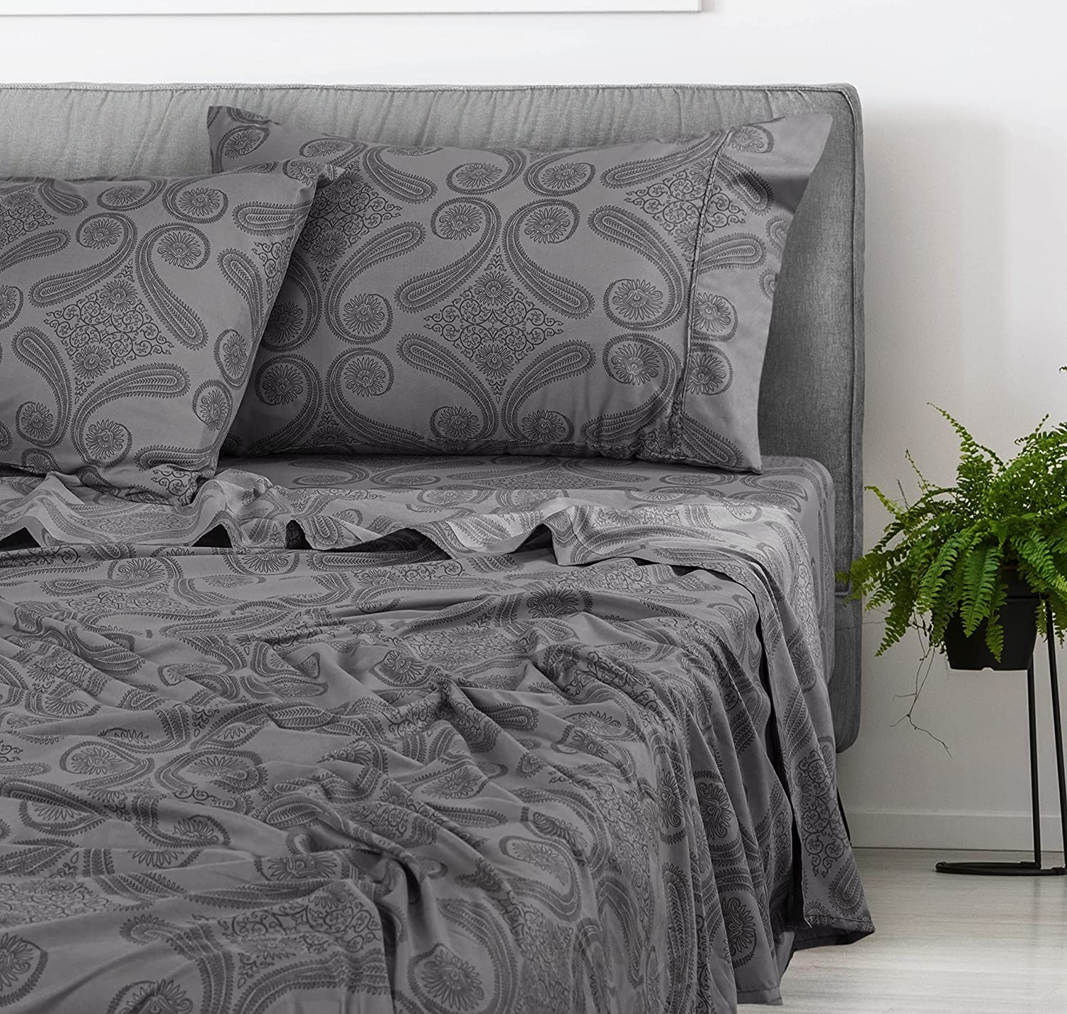 Mainstays Super Soft High Quality Brushed Microfiber Bed Sheet Set, Queen,  Grey Floral, 4 Piece 