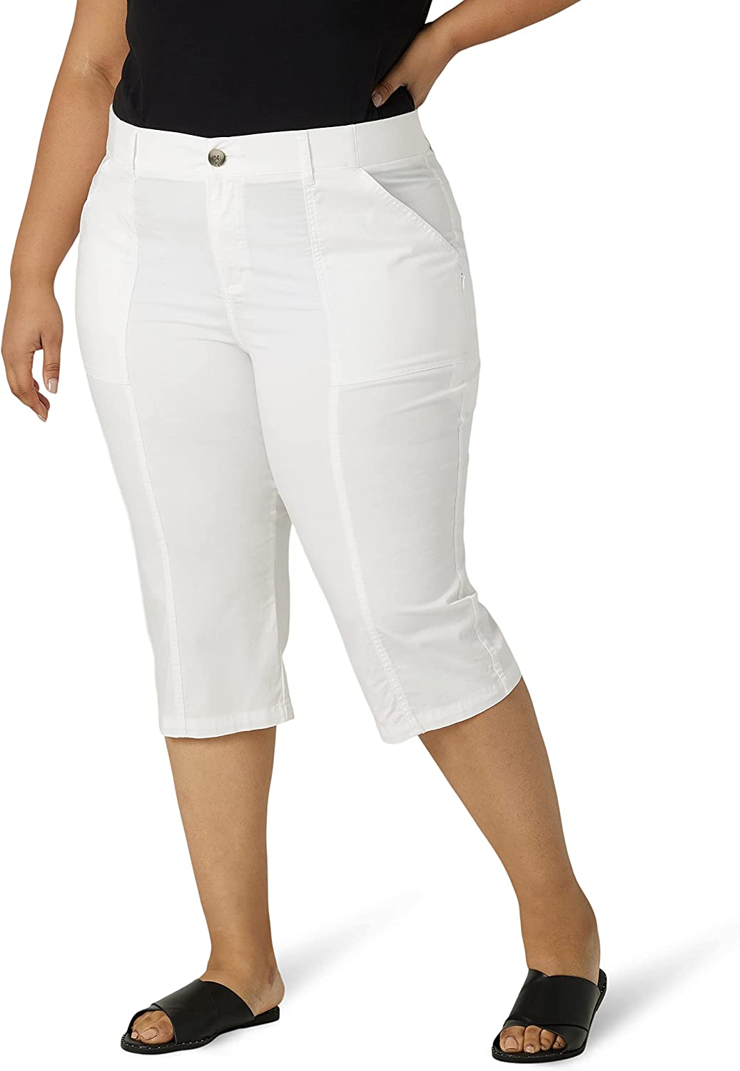Lee Women's Plus Size Flex-to-go Utility Capri Pant