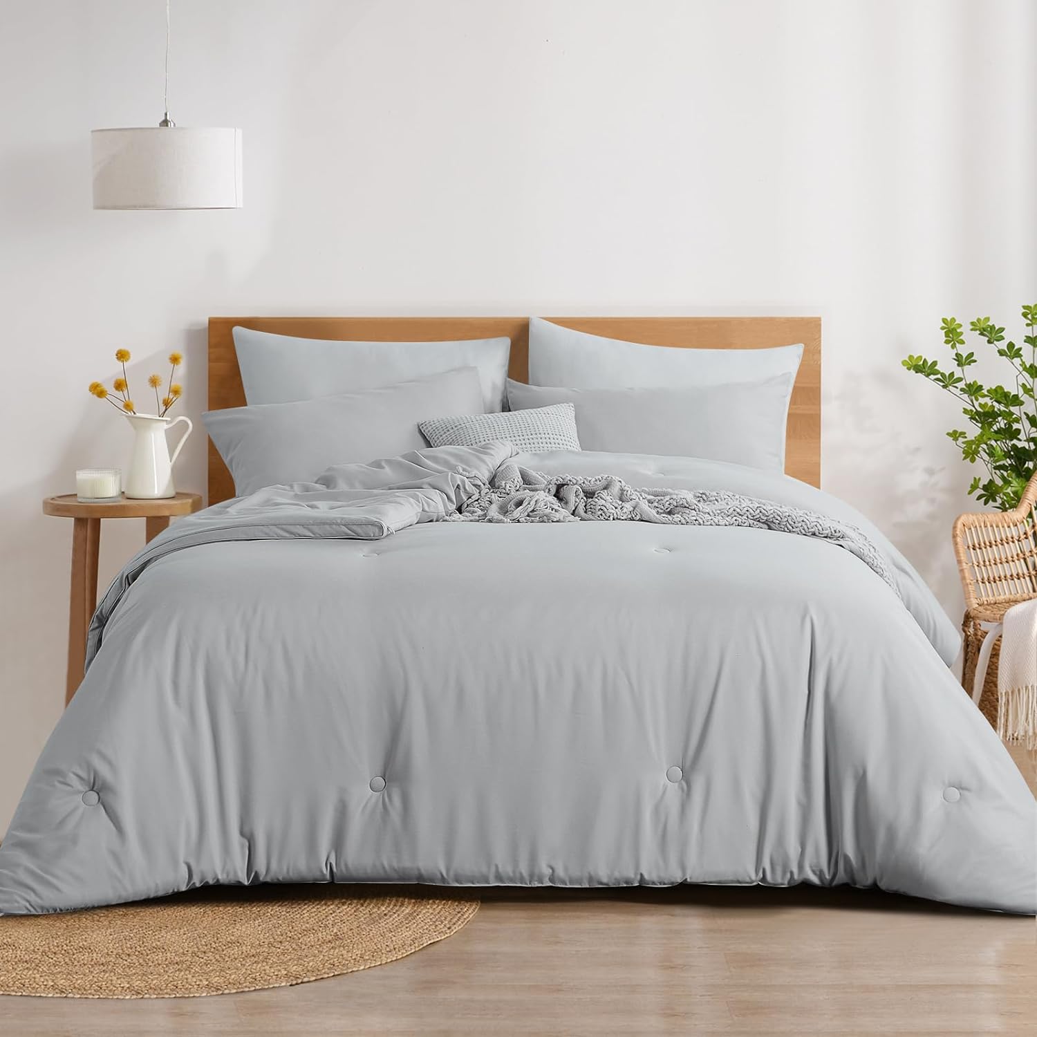 RUIKASI White Queen Comforter Set - 7 Pieces Queen Bed in a Bag