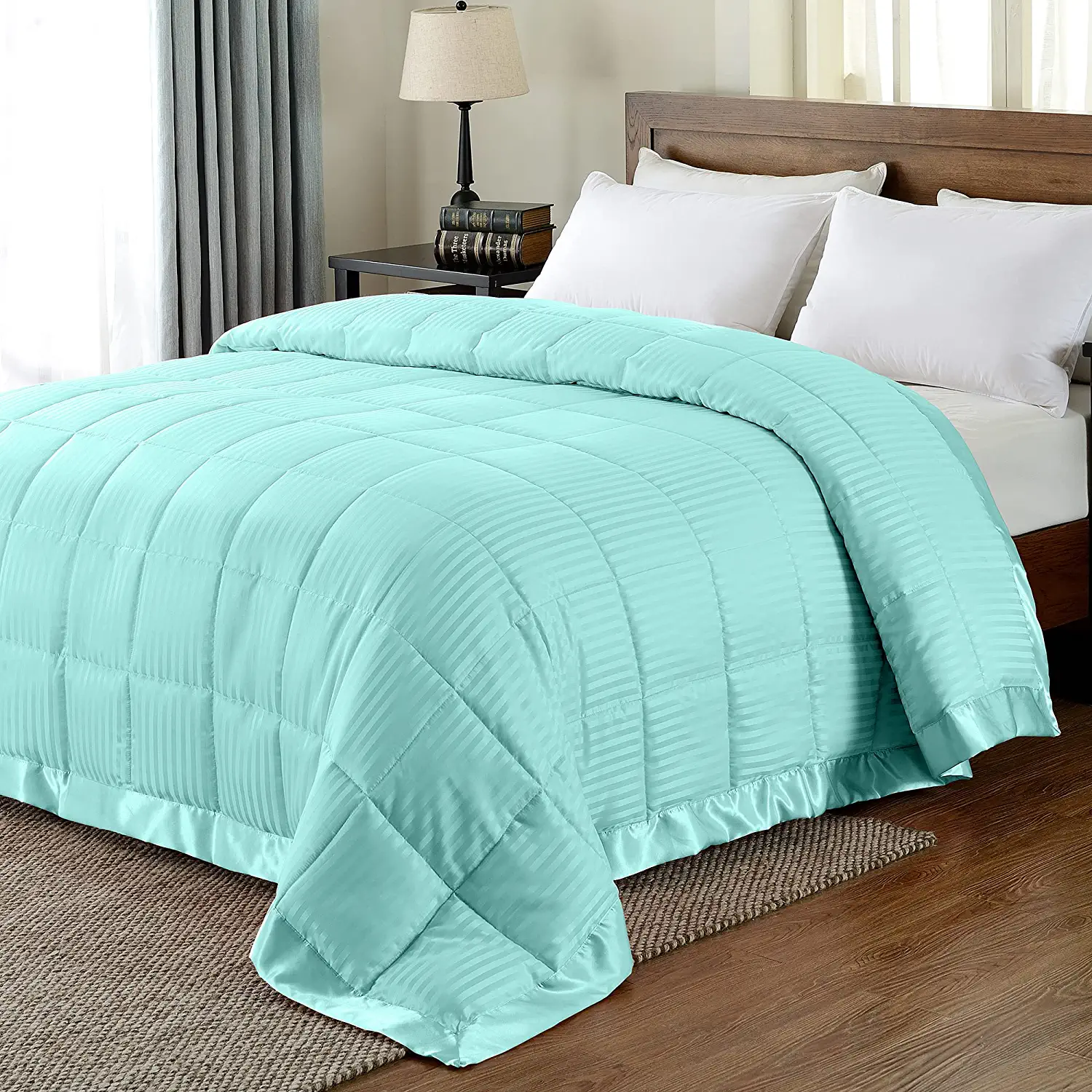 downluxe King Size Blanket, Lightweight Down Alternative Blanket with Satin  Trim (90 X 108 Inch, Sand)