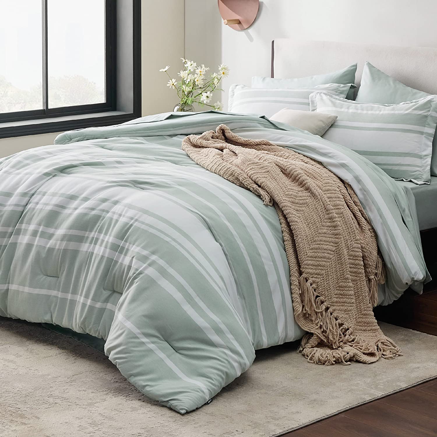 Bedsure Bedding Sets Queen 7 Pieces, Striped Blue Comforter Set