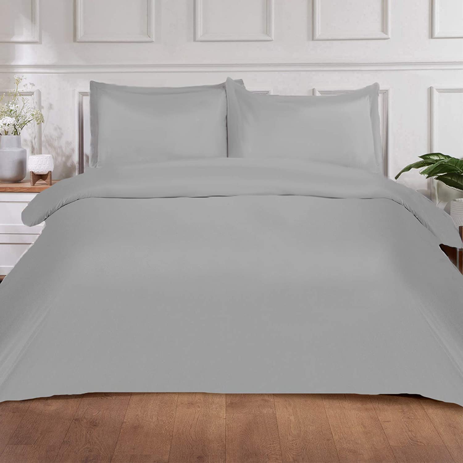 Brentfords Plain Dye Duvet Quilt Cover with Pillow Cases Bedding Set Double Cream