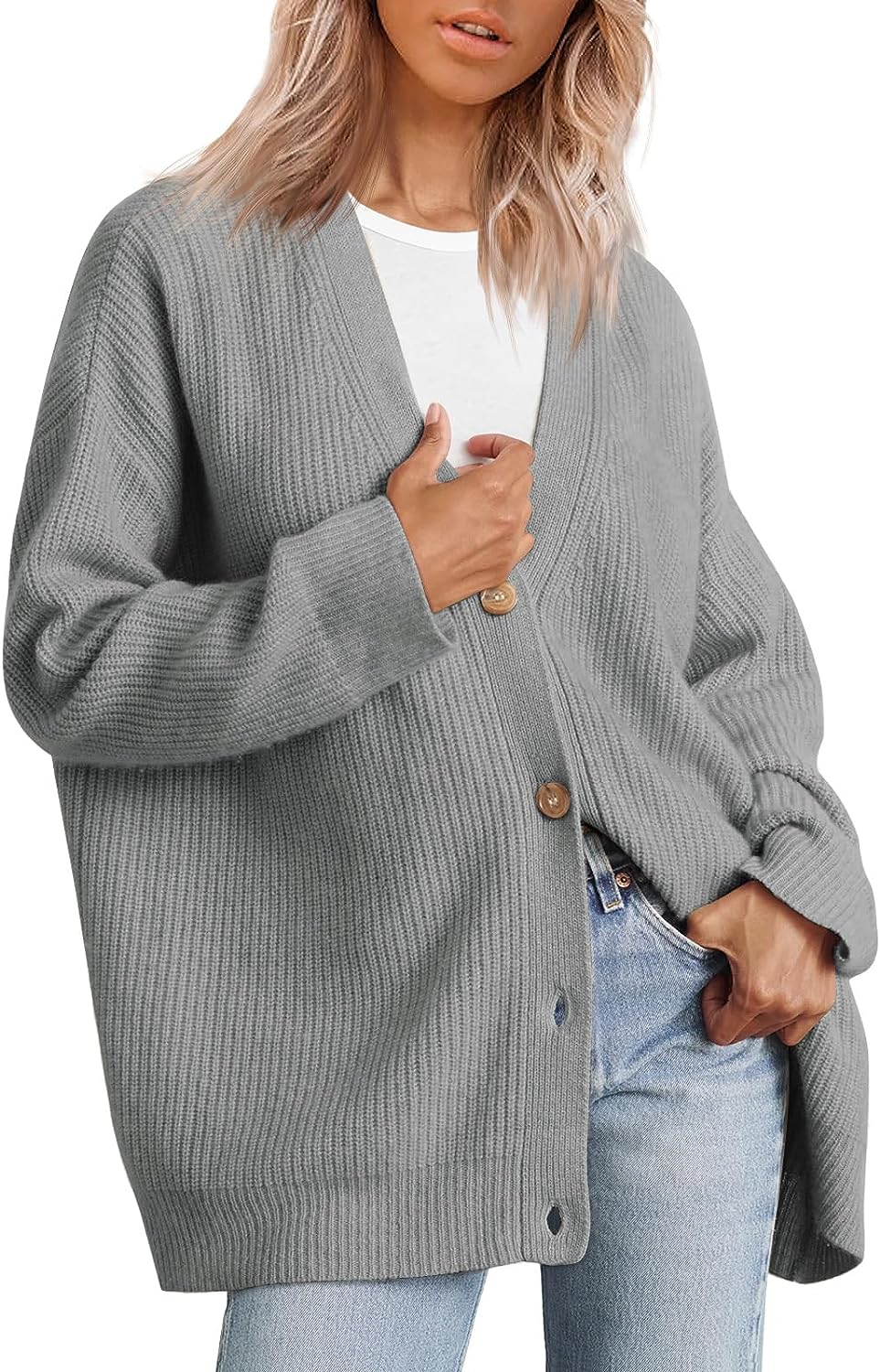 AUTOMET Womens Fall Sweaters Cardigan 2023 Open Front Oversized Button  Lightweight Cardigans V Neck Loose Knit Outwear : : Clothing,  Shoes 