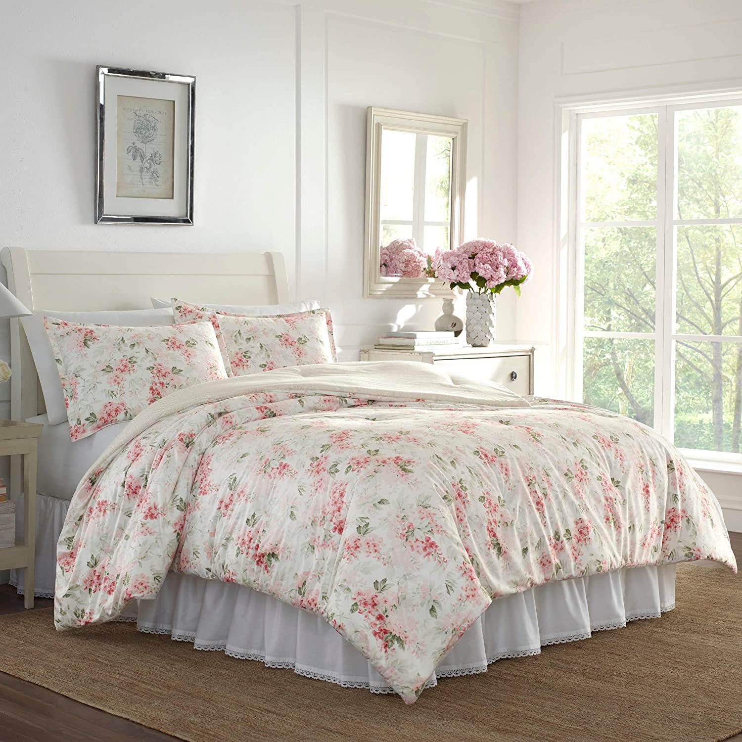 Laura Ashley Home Wisteria Collection Luxury Ultra Soft Comforter 