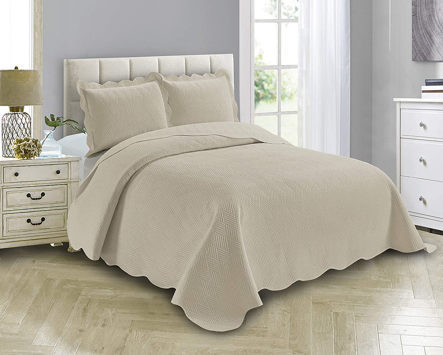 Details about   Linen Plus Luxury Oversized Coverlet Embossed Bedspread Set Solid White King/Cal 