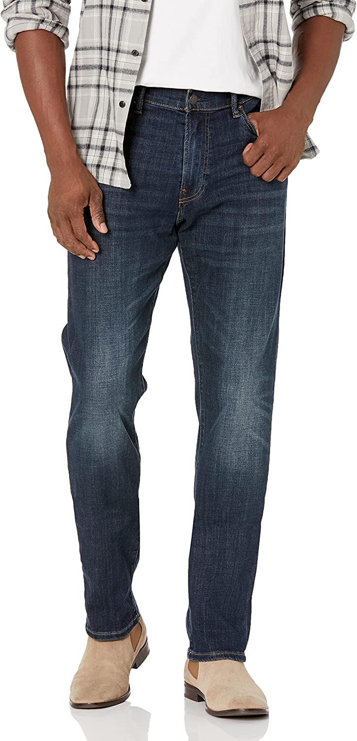 Lucky Brand Men's 410 Athletic Slim Coolmax Stretch Jean, Fayette, 34 :  : Clothing, Shoes & Accessories